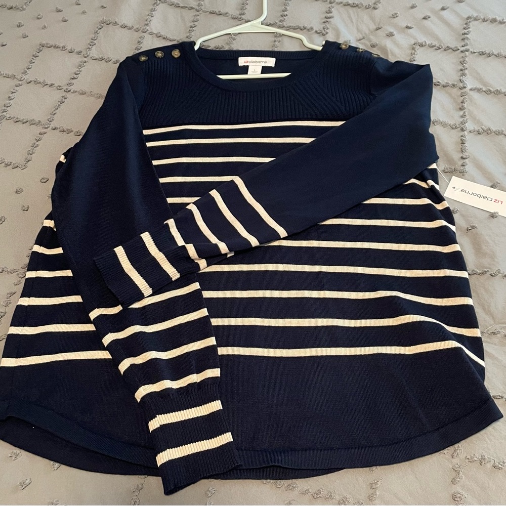 Liz Claiborne Button Shoulder Light Sweater